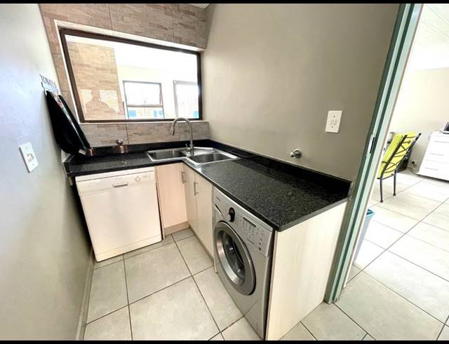 3 BEDROOM HOUSE FOR SALE IN NOORDHEUWEL